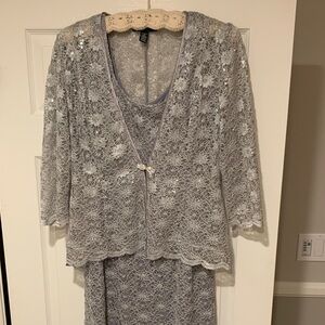 Elegant Lace Sleeveless Dress - Gray